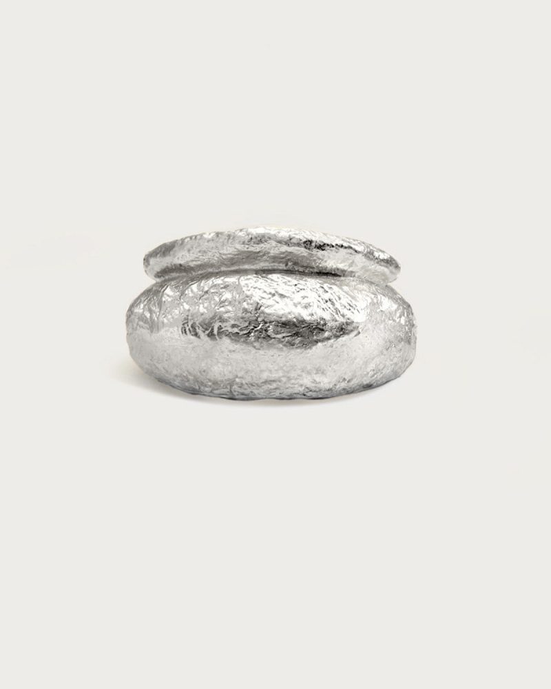 Mila Ring | Sleek Rhodium Plated Brass Ring - 图片 5