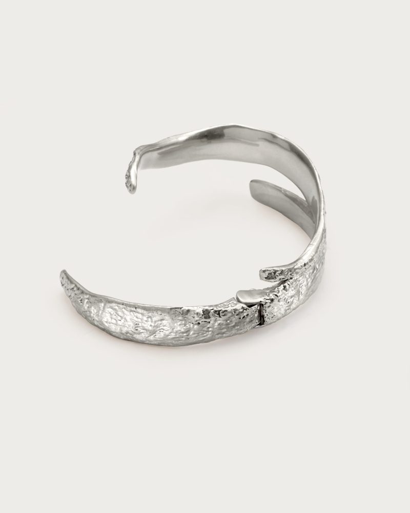 Enea Silver Bangle - Modern Rhodium Plated Oval Bracelet | Available in 2 Sizes - 图片 3