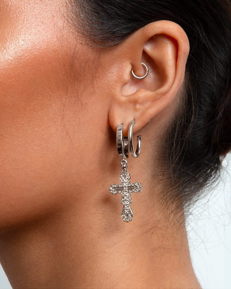 Everette Cross Earrings - Palladium Plated with CZ Stones | Renaissance Inspired Design - 图片 2