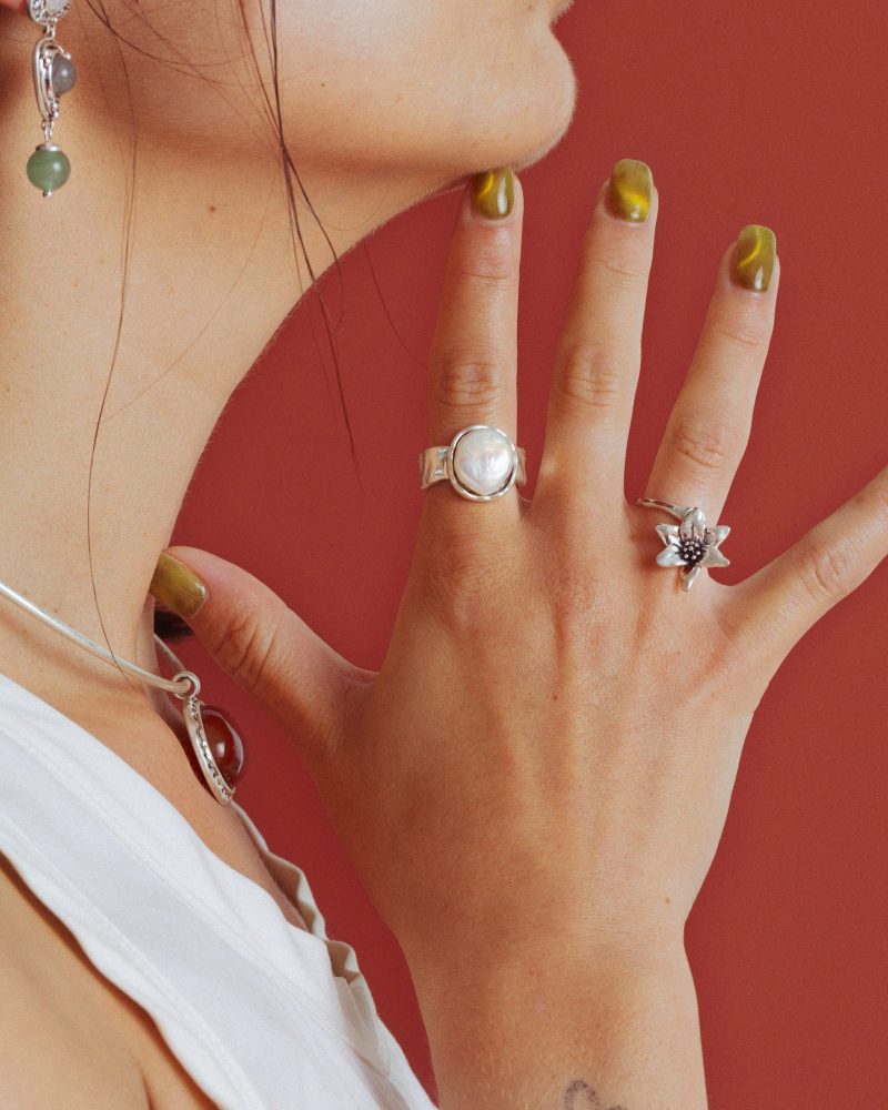 Lily Ring | Elegant Floral Silver Plated Ring - 图片 2