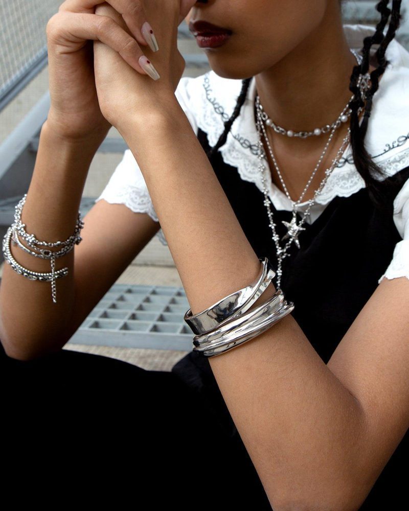 Bangles on Bangles in Silver - 图片 2