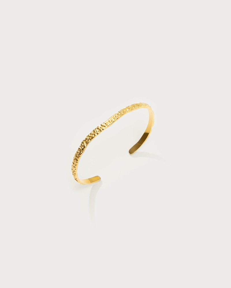 Gold Textured Bangle | Elegant Minimalist Statement Piece - 图片 3