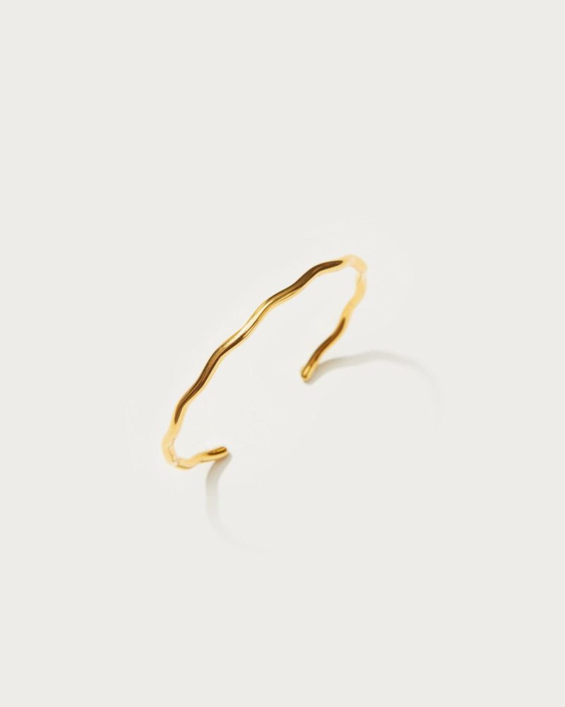 Golden Wave Bangle | Waterproof Stainless Steel Bracelet - 图片 3