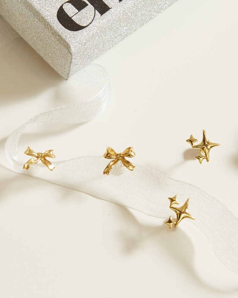 Dainty Ribbon Bow Stud Earrings - 18k Gold or Platinum Plated - 图片 3