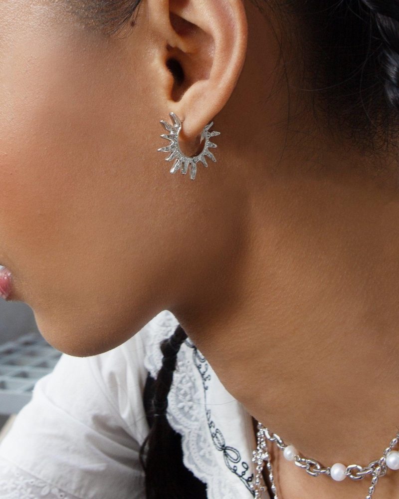 Sun Hoop Earrings | Minimalist Silver & Gold Hoops for Everyday Style - 图片 2