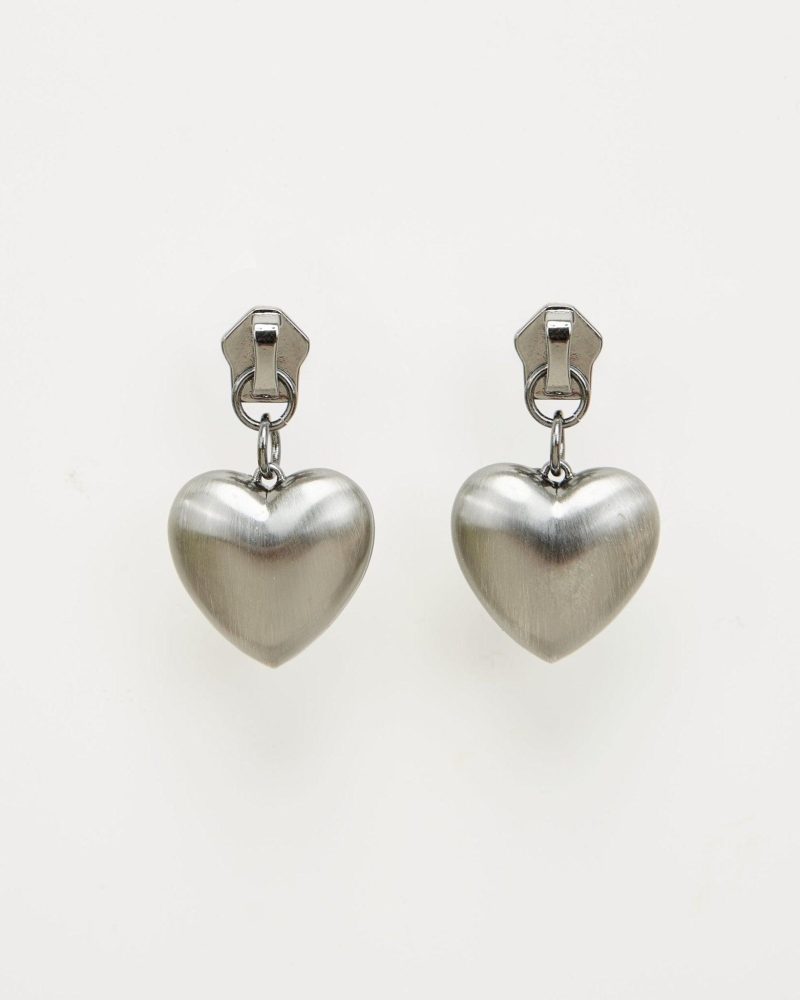 Heartstring Zipper Earrings | Unique Silver Plated Statement Piece - 图片 3